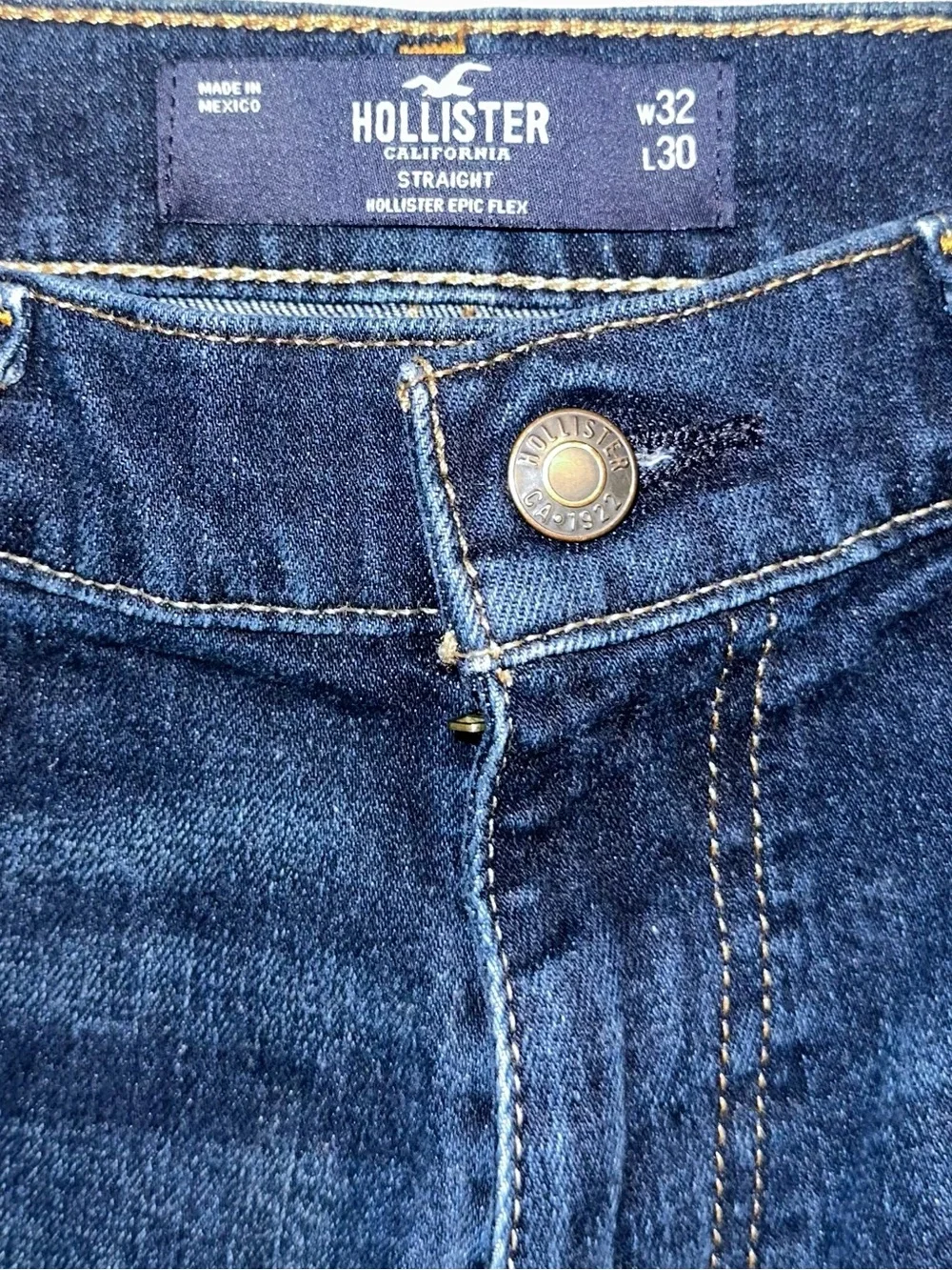 Hollister stylish dark